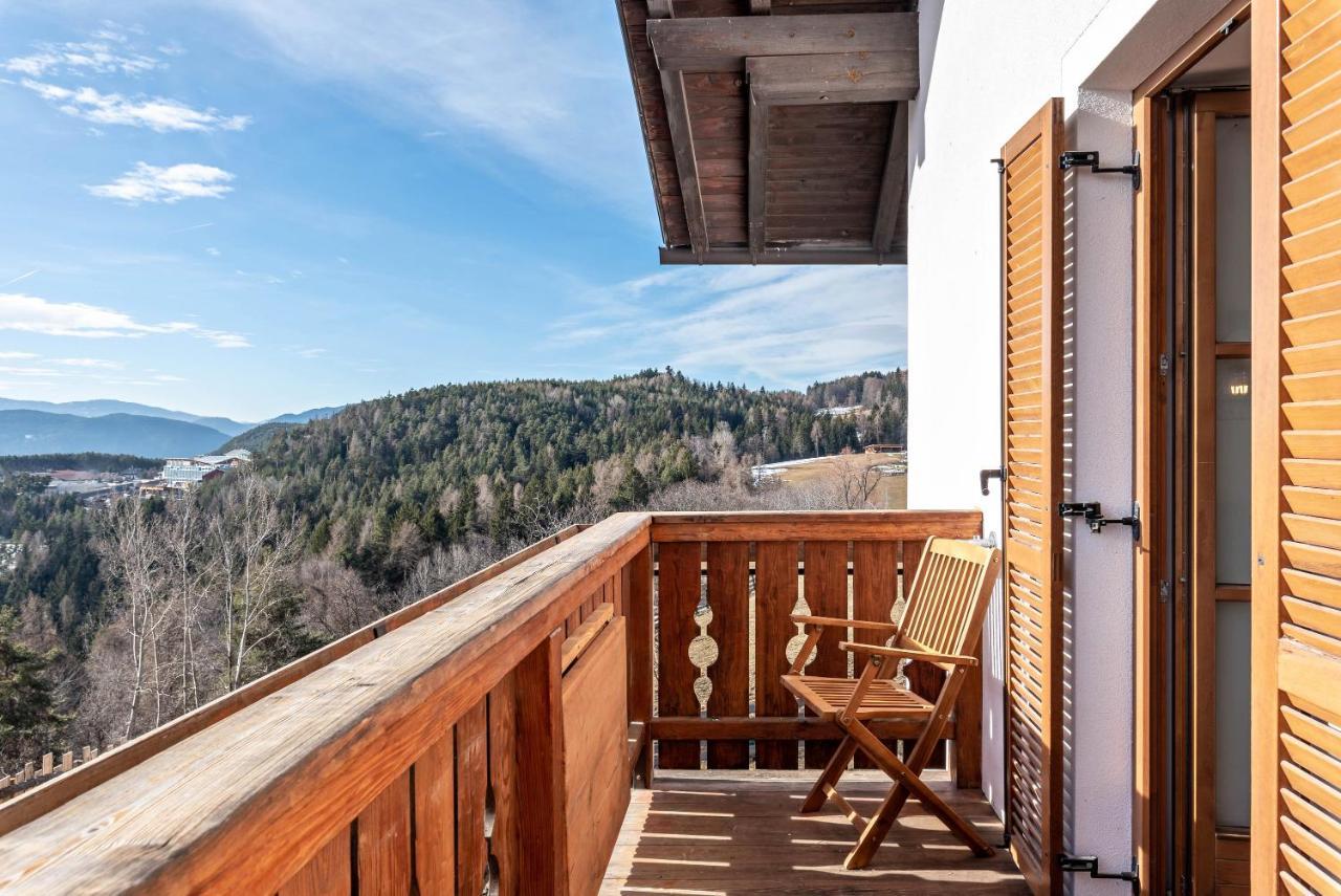 Alpin Farm Linde - Oberweidacherhof Collalbo Dış mekan fotoğraf
